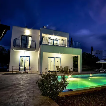 Villa Azzurro Holiday Aphrodite By Sanders Péjia